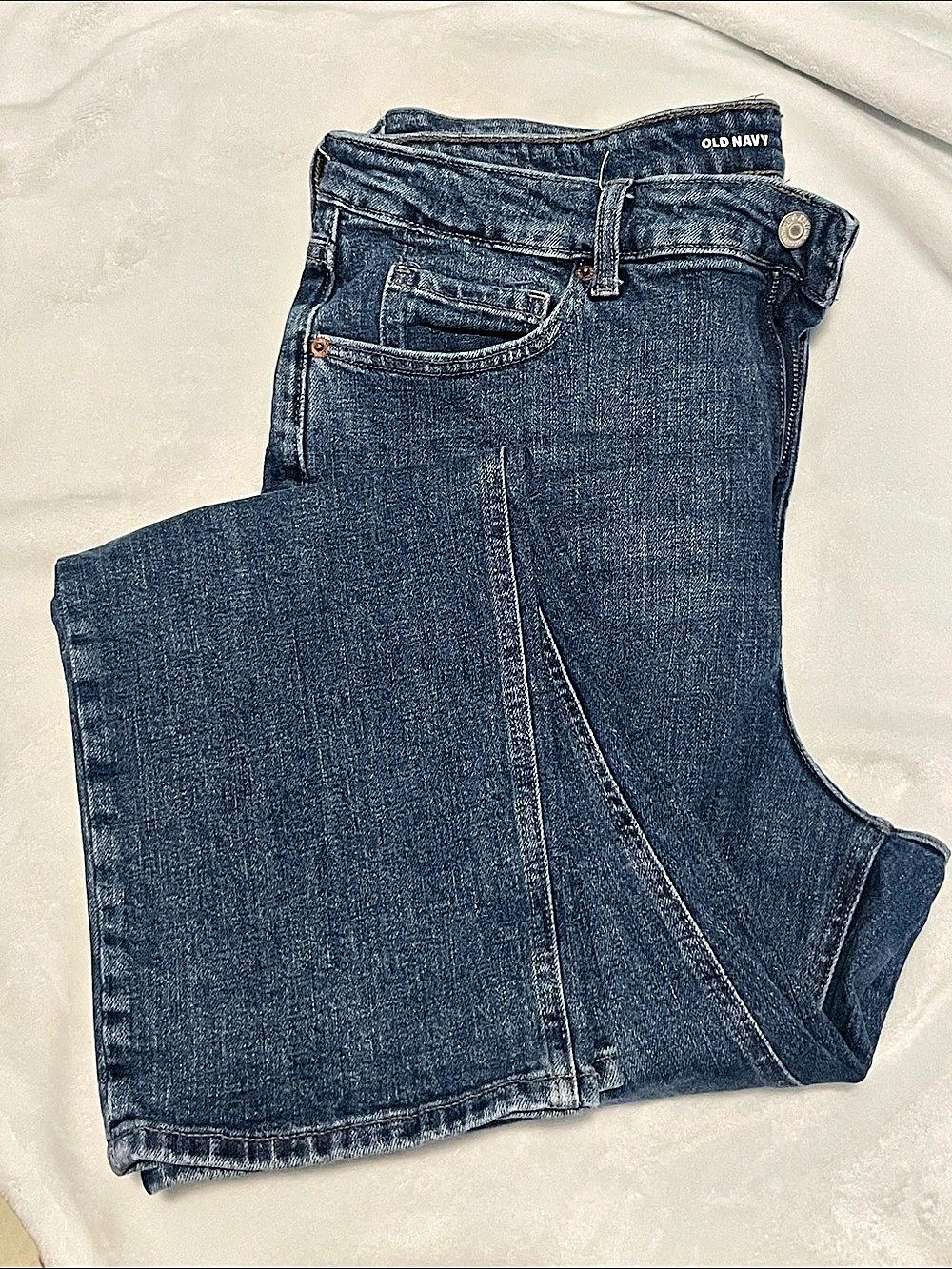 Old Navy Extra High-Rise Straight Leg Jeans in Blue